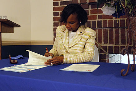 Rust College President Dr. Ivy Taylor signs Memorandums of Understanding
