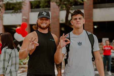 Two students from Welcome Week