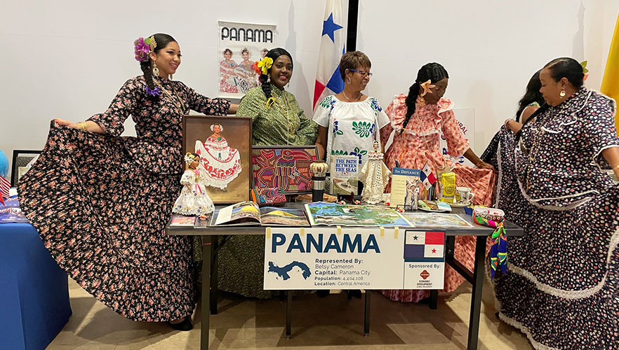 Multicultural fair - Panama table