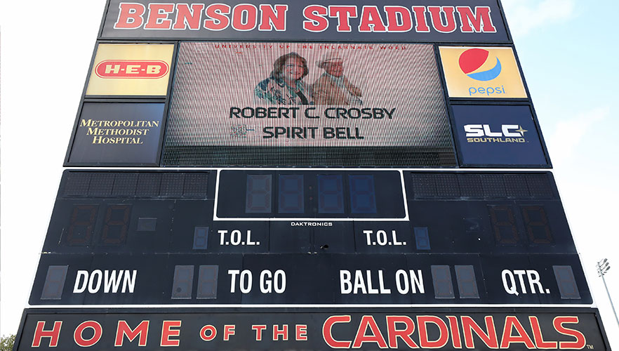 Picture of Robert and Kate Crosby on score board