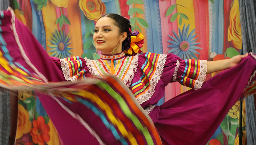 Folklorico dancer