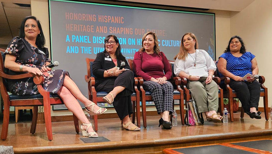 Victoria Shipley, Michelle Vásquez, Ana Islas, Gloria Ramos, Margaret García