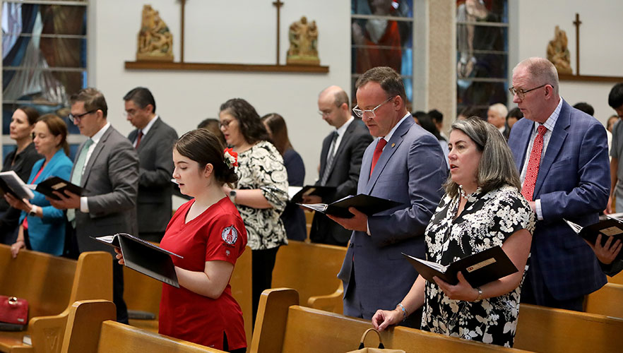 UIW community at Mass of the Holy Spirit