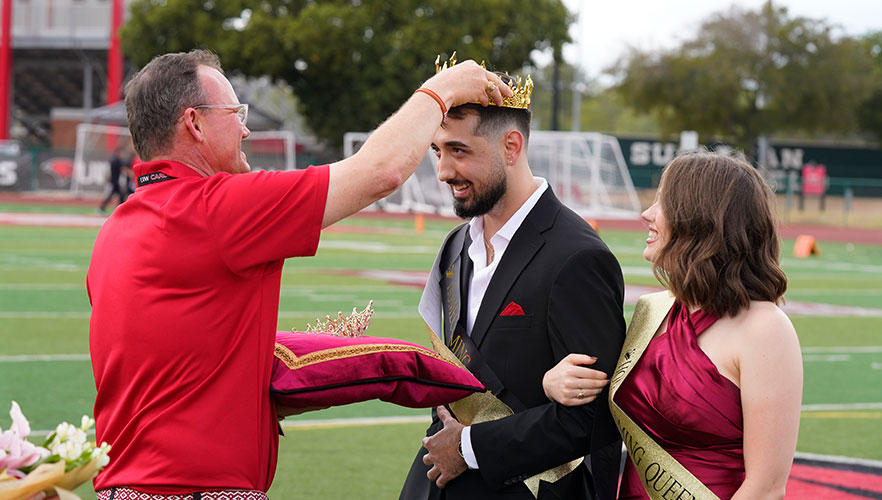 UIW Homecoming king being crowned