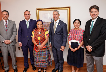 Nobel Laureate and UIW Representatives